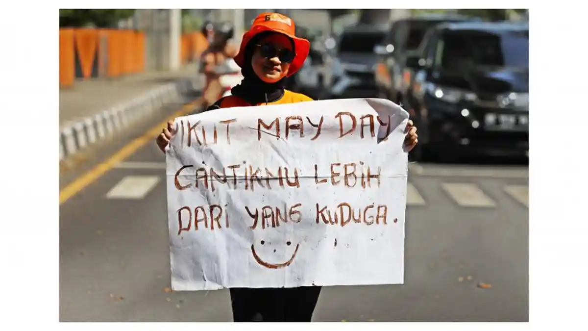 Buruh dan Mahasiswa Gelar Aksi May Day di Gedung DPRD Sulsel dan Flyover Makassar - maydaynov8.jpg