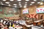 wartakota/Komisi-X-dan-III-DPR-RI-gelar-rapat-bersama-Menpora-Dito-Ariotedjo-Senin-4122023.jpg
