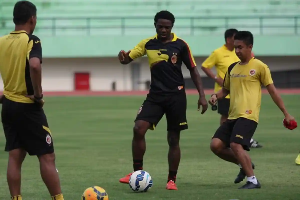 Presiden Sriwijaya FC Sebut Pemain Naturalisasi yang Sudah Deal, Sakit, Osas Saha Masih Berharap