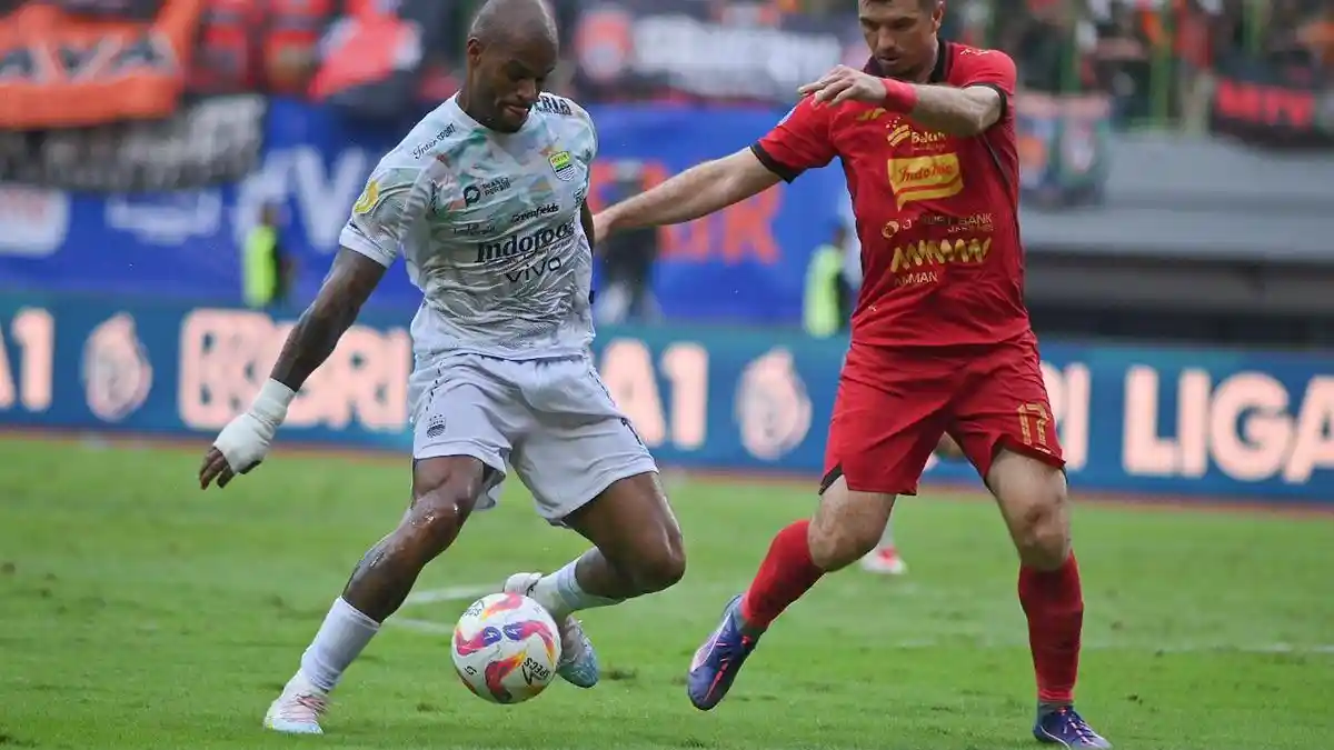 Sedang Berlangsung, Ini Link Live Streaming Laga Persib Bandung vs Madura United