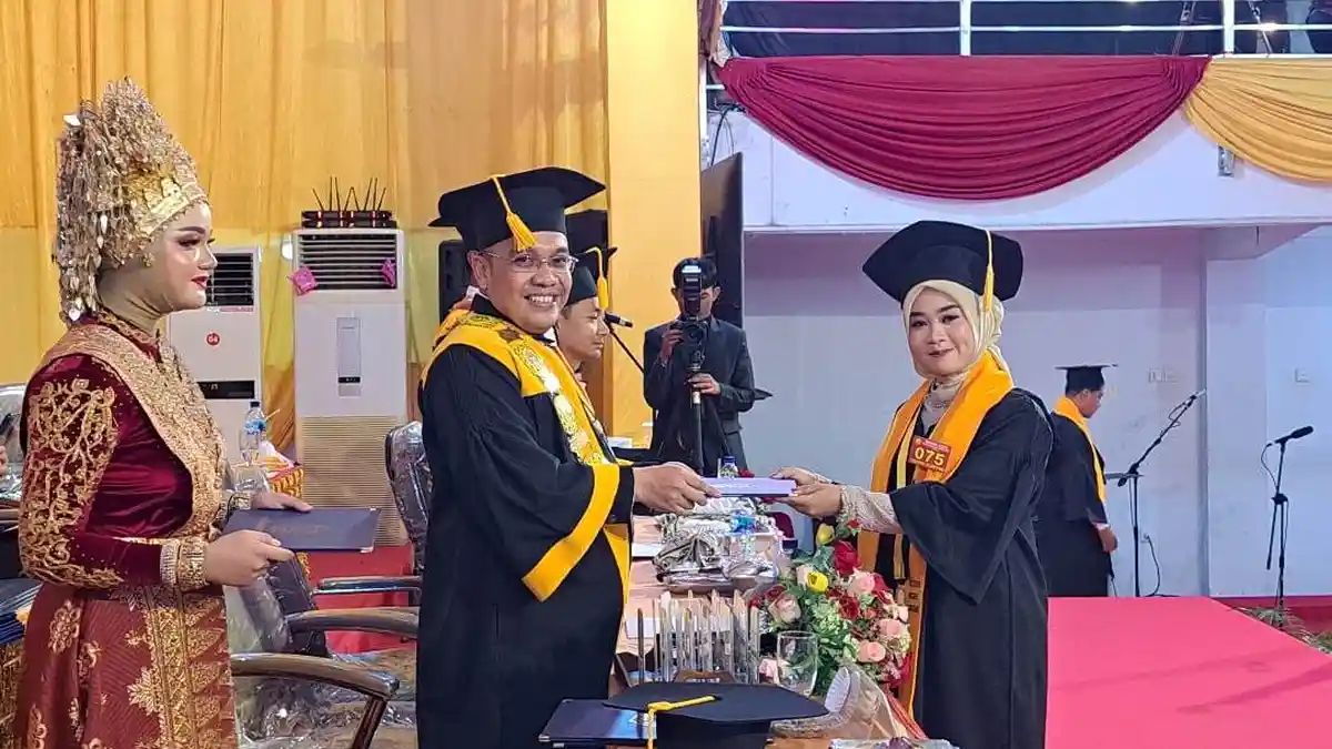 Politeknik Negeri Lhokseumawe Wisuda 876 Lulusan 