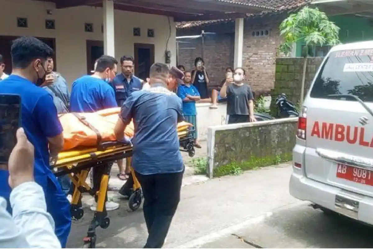 Wanita Muda Ditemukan Tewas Bersimbah Darah di Sleman, Ada Luka Sayatan di Leher