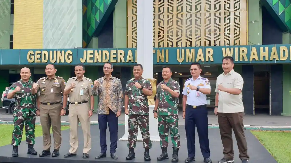 Bertemu Pangdam Jaya, Pj Gubernur DKI Buka Peluang Libatkan TNI Jalankan Program Normalisasi Sungai