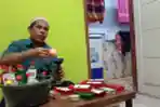 Agus Sobari Sukses Berbisnis Minyak Gosok di Jayanti