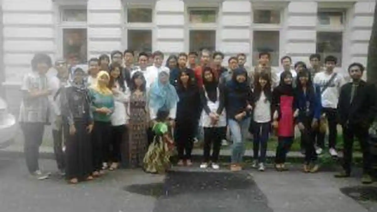 Rendang Satukan Lebaran WNI dan WNA di Jerman