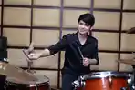 aliando-syarief-siapkan-konser-mini-bersama-aliandonesia-band_20160324_105858.jpg