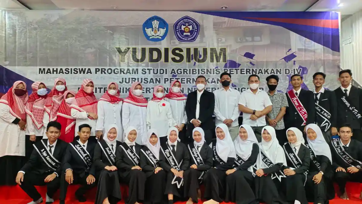 Prodi Agribisnis Peternakan Politani Pangkep Yudisium 37 Lulusan Perdana