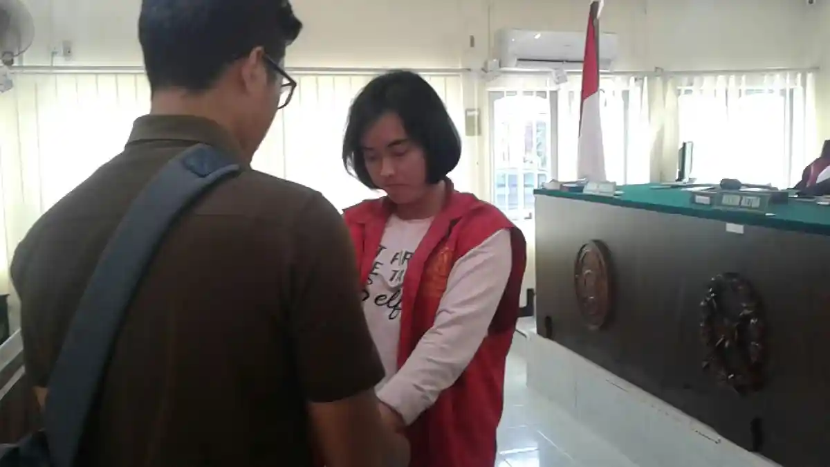 Terdakwa Penipuan Online Berkedok Arisan Divonis 1,5 Tahun Penjara