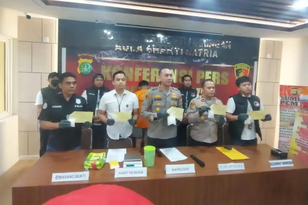 Polsek Penjaringan Tangkap Kurir Narkoba Warga Warakas yang Simpan 500 Gram Sabu di Rumahnya
