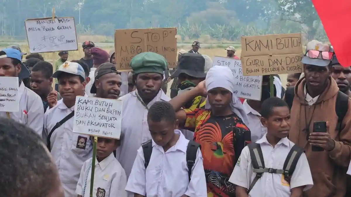 Pelajar Papua Ramai-Ramai Tolak MBG dan Tuntut Pendidikan Gratis