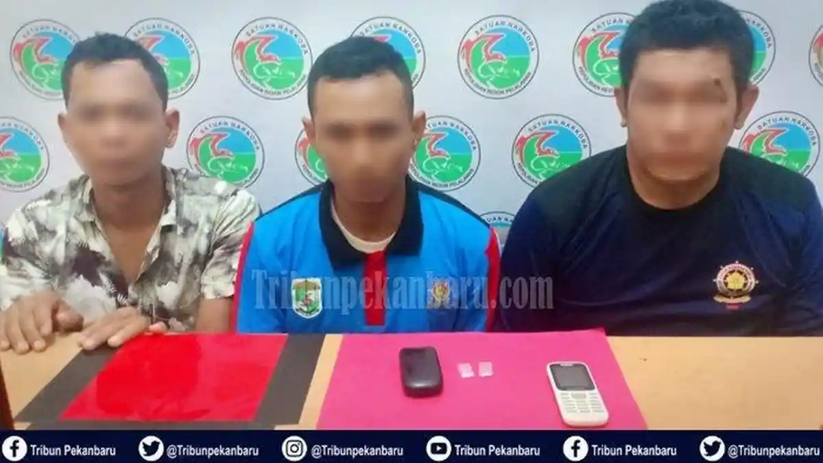 Dua Oknum Anggota Satpol PP di Riau Ditangkap Polisi, Miliki 2 Paket Sabu-sabu
