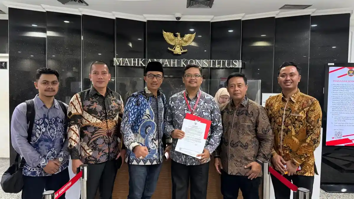 Hadapi Gugatan MK, Tim Hukum Khofifah-Emil Siapkan Langkah Khusus Kawal Suara Warga Jatim