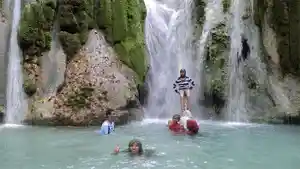 Wisata-Air-terjun-Tesbatan.jpg