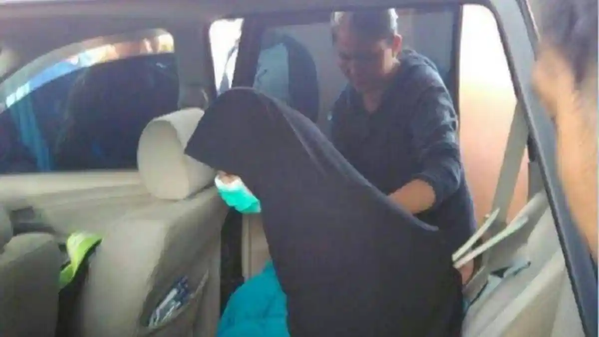 Wasiat Dian Yulia Novi: Ini Caraku Berbakti Pada Agama dan Orangtuaku