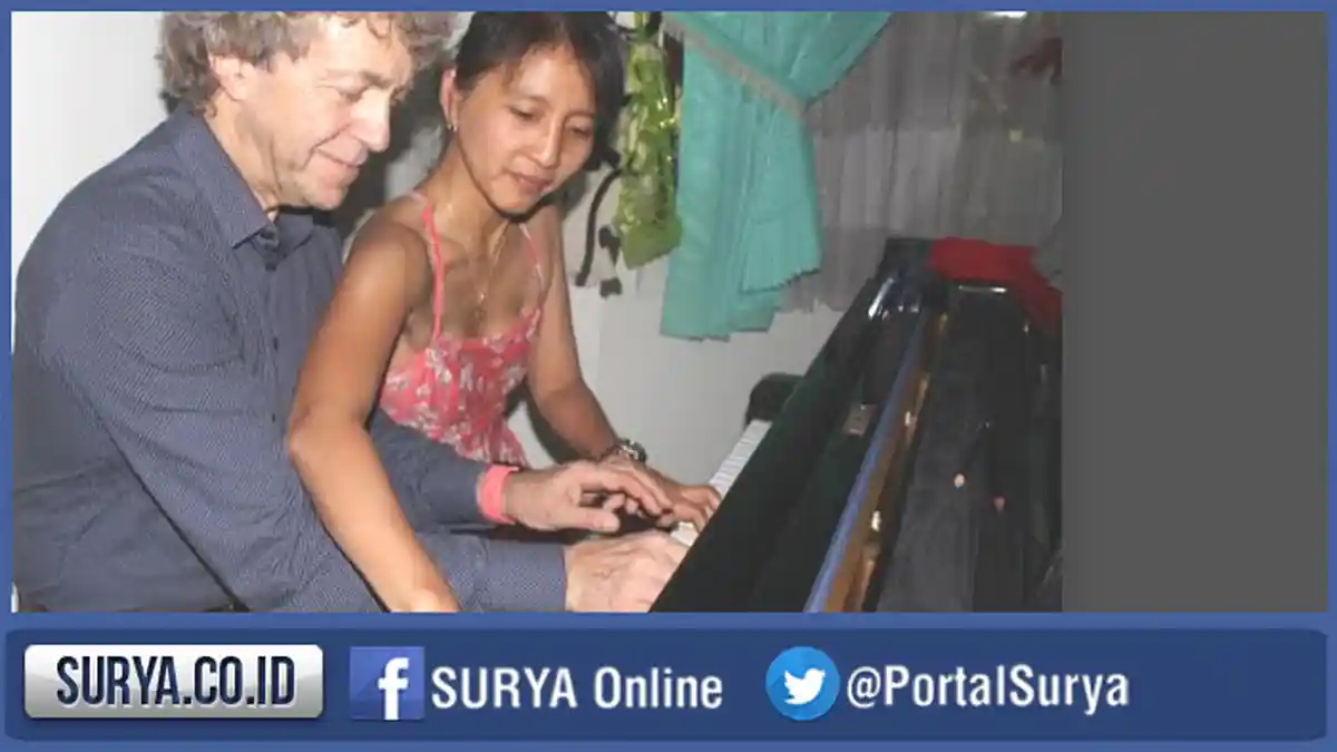 Konser Piano Empat Tangan Pasangan Suami Istri Pascal-Ami