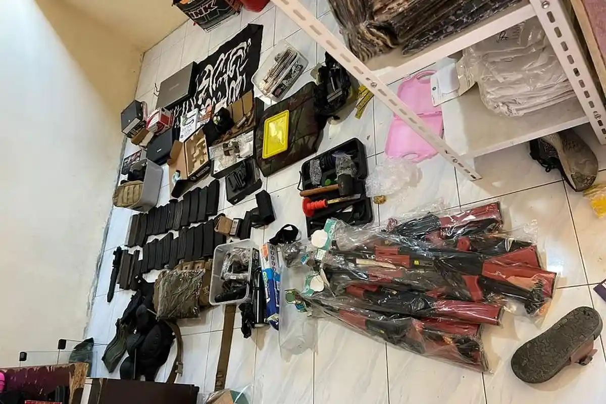 Polda Metro Jaya Bantah Tiga Anggota Polri yang Ditangkap Bukan Terlibat Teroris, Tapi Senpi Ilegal