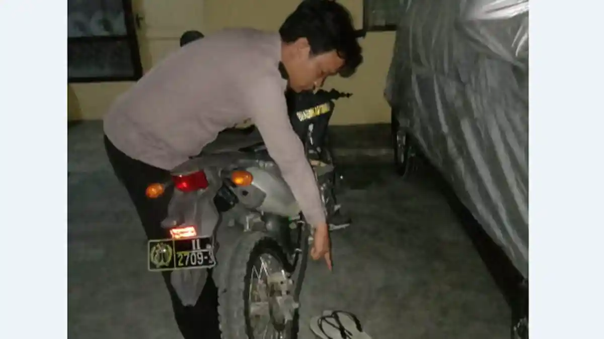 Congkel Motor Pakai Gunting, Warga Balata Tangkap Dua Pelaku Curanmor di Asrama Polisi