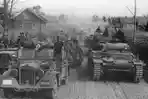 Konvoi-pasukan-Nazi-Jerman-Divisi-Panzer-dalam-salah-satu-sesi-Perang-Dunia-II-di-Eropa.jpg