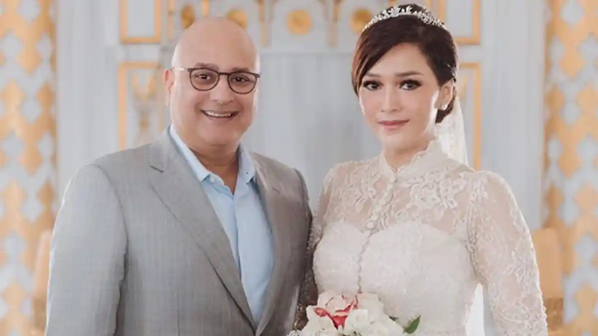 Rayakan Wedding Anniversary, Maia Estianty Posting Video Akad dan Beri Kado Unik untuk Irwan Mussry