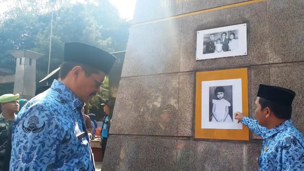 Kakak Ade Irma Suryani Nasution Mengingatkan Nilai Pancasila Saat Ziarah ke Makamnya