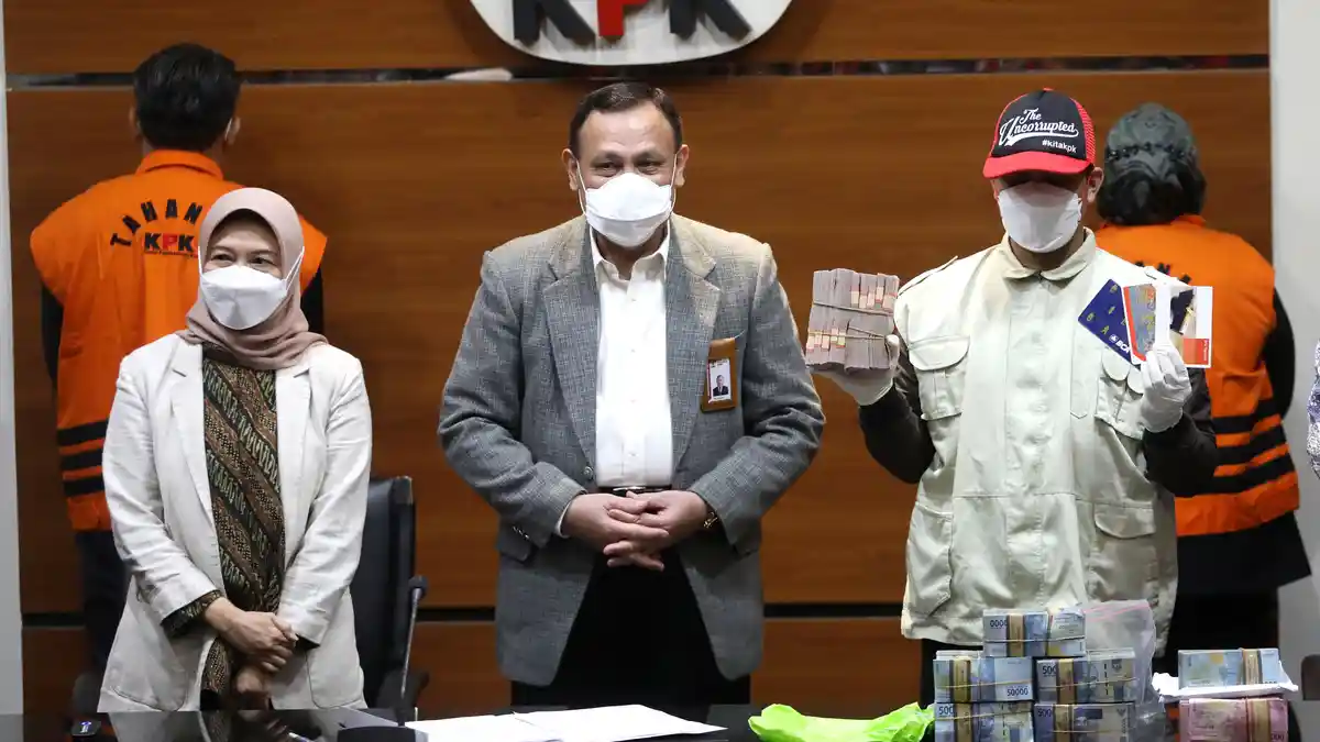 Konstruksi Perkara Kasus Suap Ade Yasin dan Peran Keterlibatan 7 Tersangka Lainnya