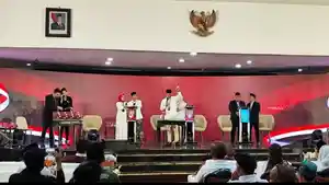 Debat-paslon-kendal-kedua.jpg