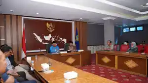 Suasana-sosialisasi-penyusunan-standar-operasional.jpg
