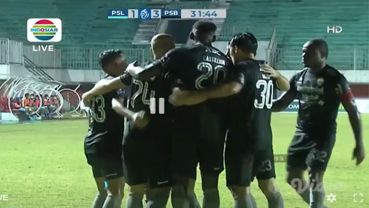 Hasil Babak Pertama Persela Lamongan Vs Persib Bandung: Castillion dan Rashid Bungkam Joko Tingkir