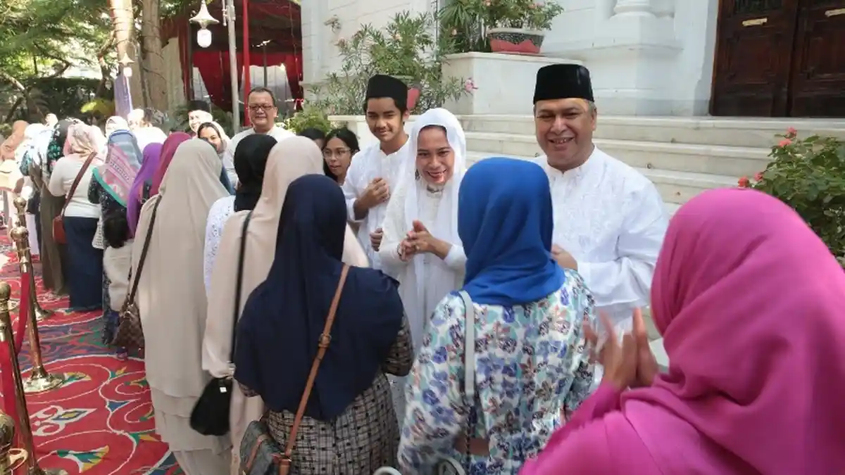 3 Ribu WNI Tumpah Ruah Rayakan Lebaran di KBRI Kairo Mesir