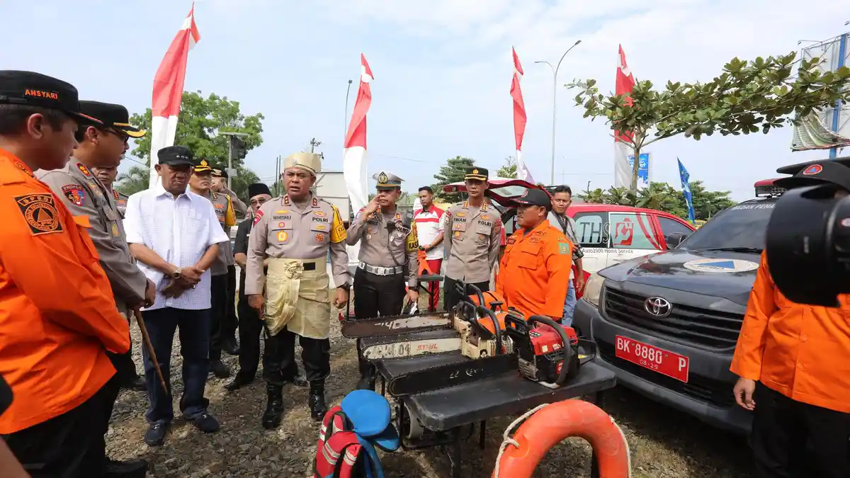 Kapolda Sumut Tinjau Pos PAM Sei Karang Langkat: Pastikan Pemudik Selamat Sampai Tujuan