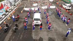 3-Tips-Aman-Menghindari-Blind-Spot-Area-Ala-Honda-Istimewa.jpg