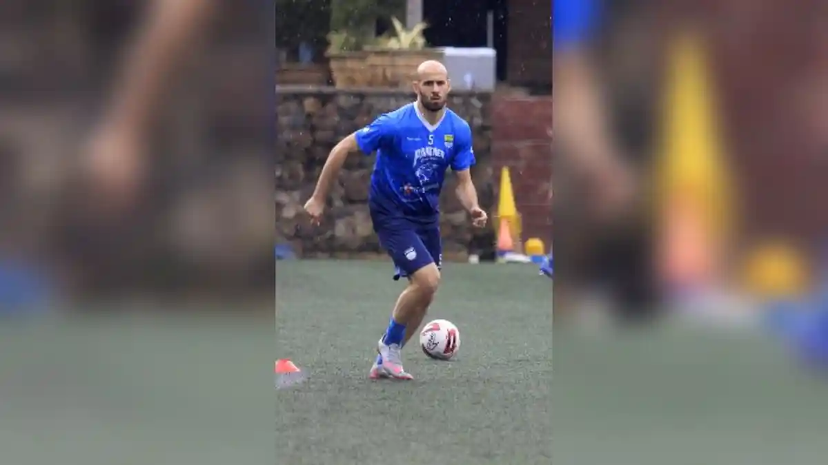 Wow! Gelandang Persib Bandung Mohammed Rashid Ternyata Hobi Olahraga yang Memacu Adrenalin