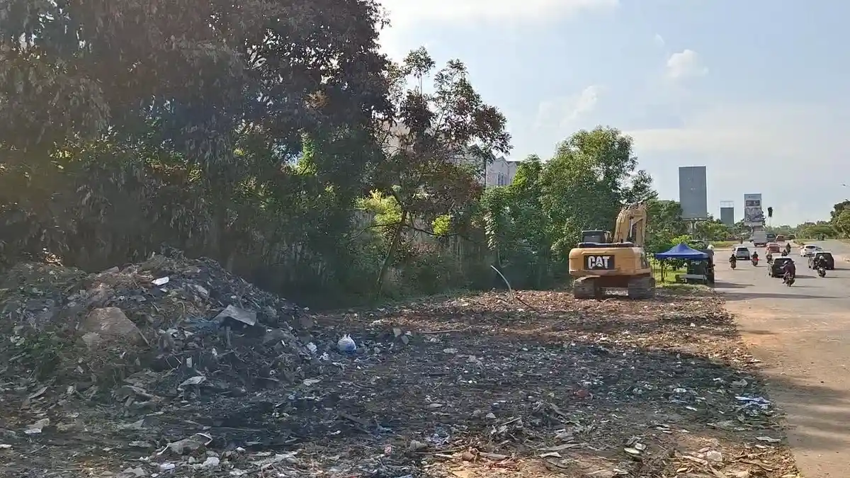 Sampah di Sei Panas Hampir Bersih, Pembersihan TPS Liar Berlanjut ke Kawasan Palazo dan SMK 2