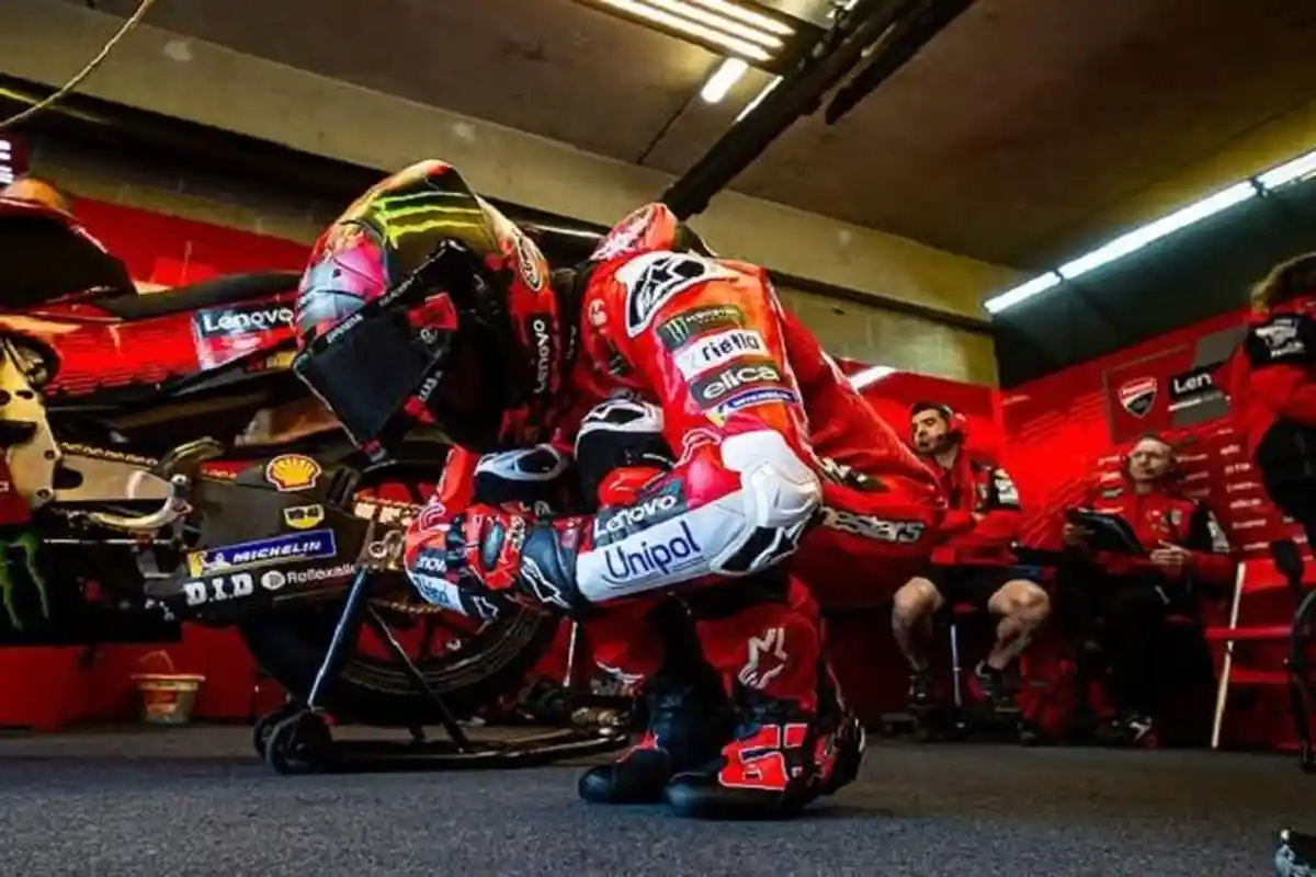 Francesco Bagnaia Crash! Marc Marquez jadi Pemenang Sprint Race MotoGP Hari Ini di GP Prancis 2025