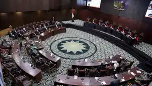 PUTUSAN-PILKADA-2024-Suasana-sidang-pengucapan-putusan.jpg