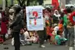 Unjuk Rasa Warga Tanah Merah