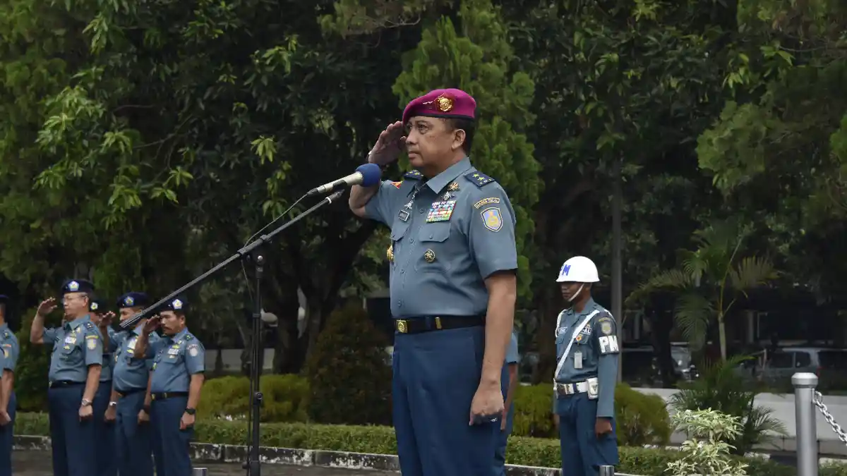 Mayjen (Mar) Guntur Pimpin Upacara Peringatan Sumpah Pemuda di Mabes TNI AL