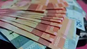 ilustrasi-uang-berikut-ini-syarat-penerima-bantuan-subsidi-upah2.jpg