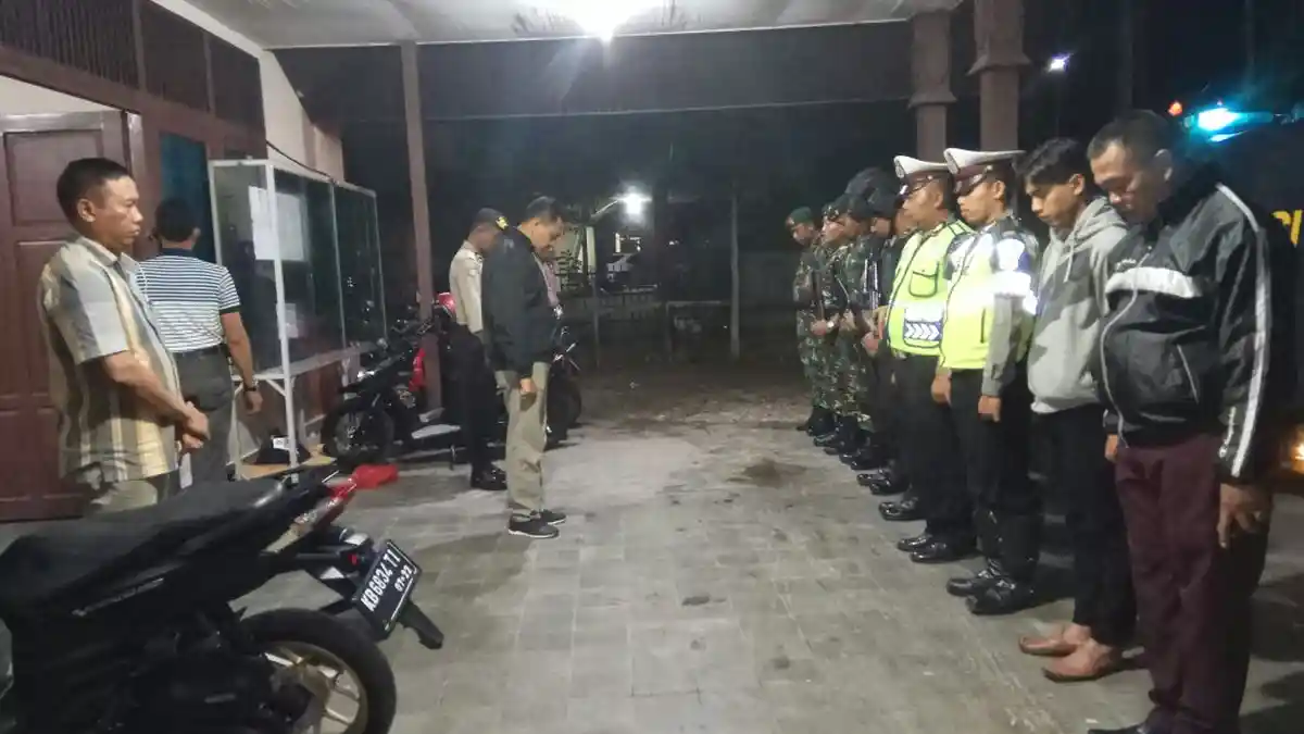 Usai Pleno KPU Sambas, Logistik Pilgub Langsung Diantar ke KPU Kalbar