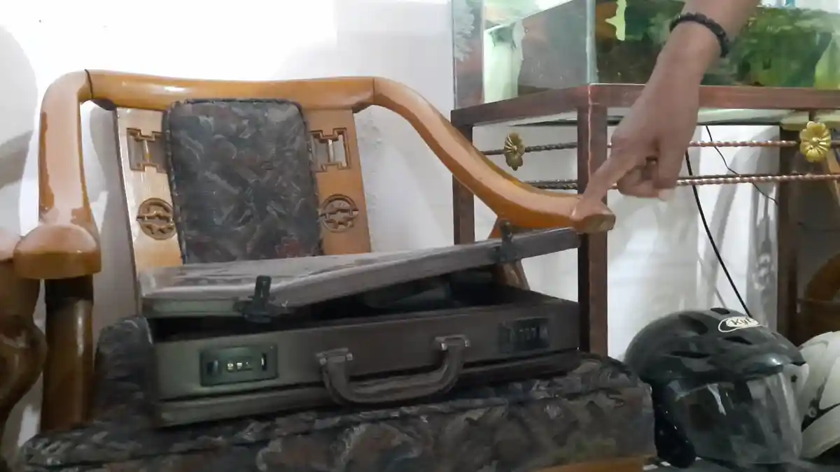 Ditinggal Liburan ke Puncak, Rumah di Bekasi Dibobol Maling Hingga Emas 300 Gram Raib Dicuri