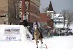 Melihat Uniknya Kompetisi Ski Joring di Amerika Serikat
