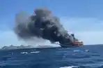 TERBAKAR-Kapal-wisata-terbakar-di-Labuan-Bajo-Kabupaten-Manggarai-Barat.jpg