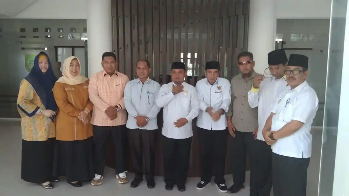 DPRD Rohil Terima Kunjungan Kepengurusan Baru BAZNAS Rohil, Bersinergi ...