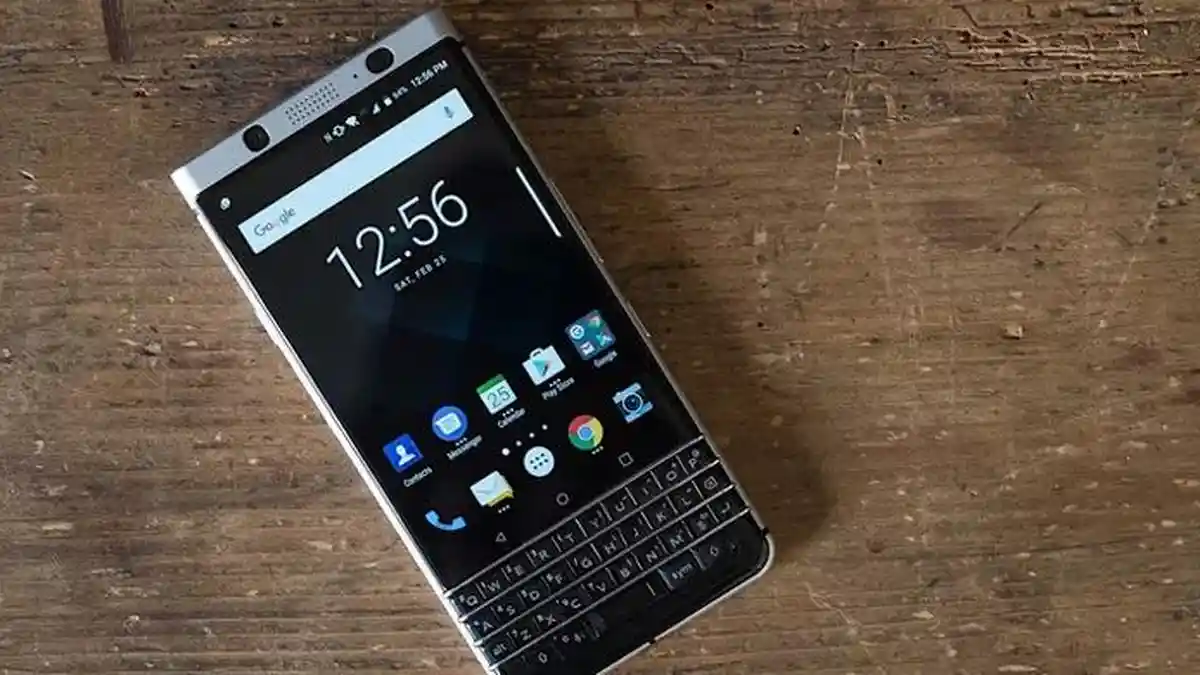 BlackBerry Rilis Android KeyOne dengan Keyboard Fisik