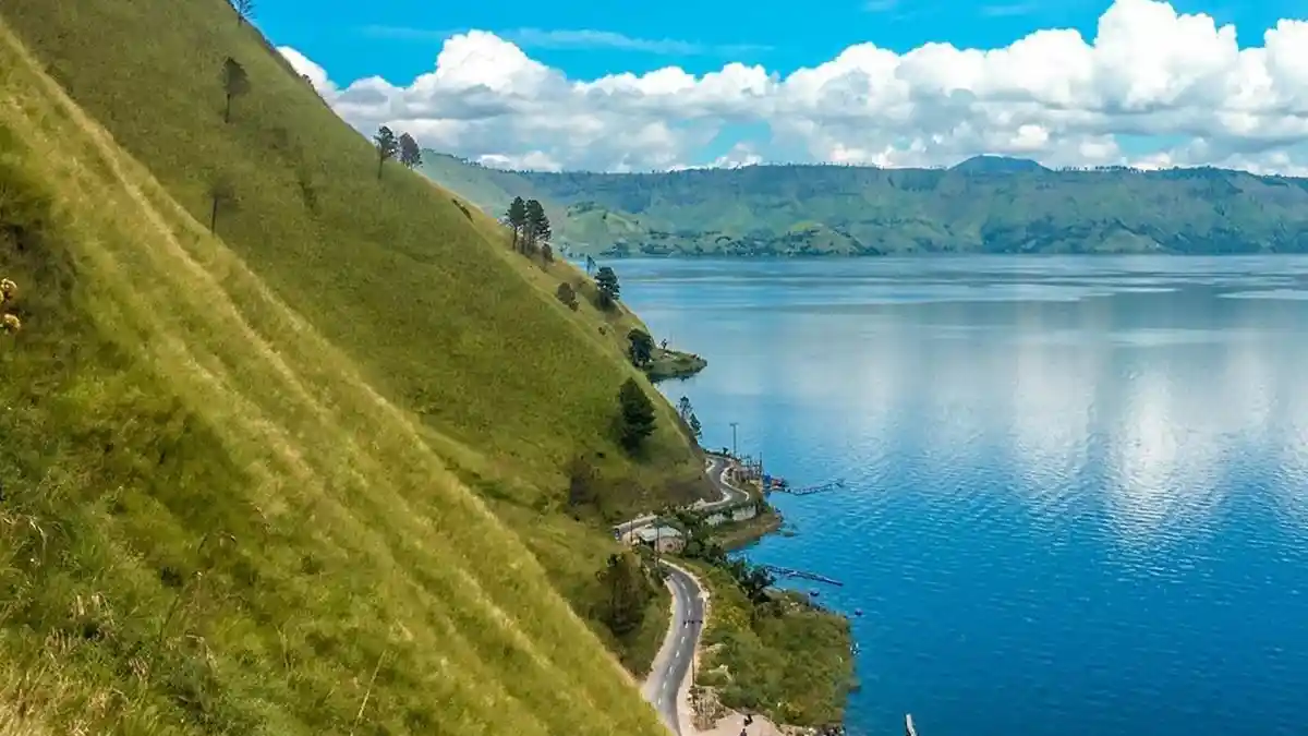 TRIBUN-MEDAN-WIKI: Menyelami Sejuta Pesona Bukit Siadtaratas di Dairi