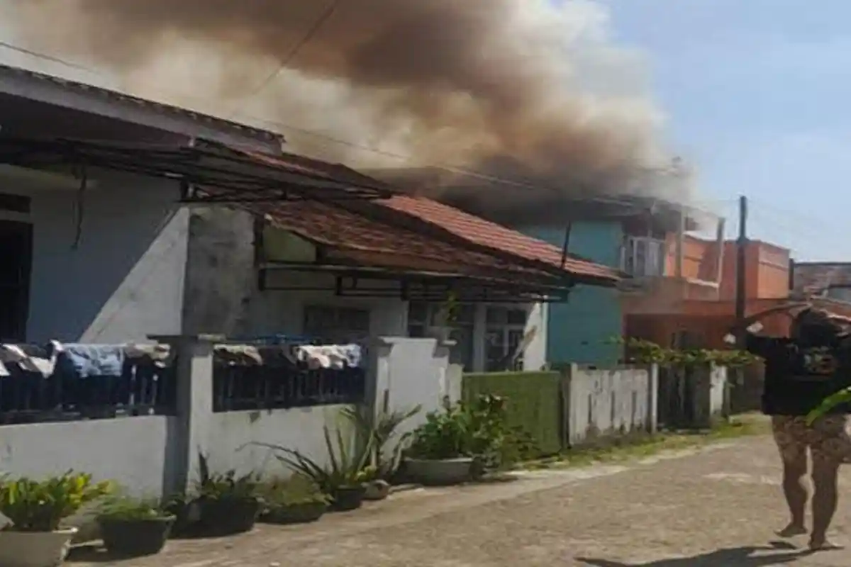 Kebakaran di Paal Merah Kota Jambi, 1 Rumah Ludes Dilalap Api Tadi Pukul 10.00 WIB