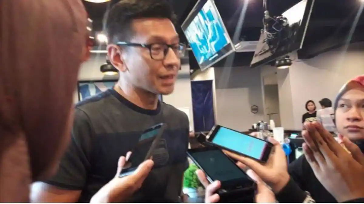 Akun Twitter Persib Bandung dan Teddy Tjahjono Saling Beri Kode soal Pemain Baru: Sudah di Pesawat?