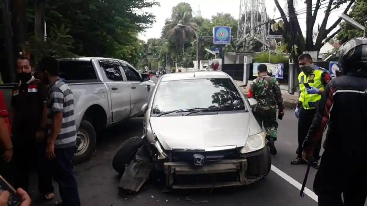 Kronologi Kecelakaan di Jalan Merdeka Bogor, Pengemudi Ford Kaget Saat Antre Lampu Merah