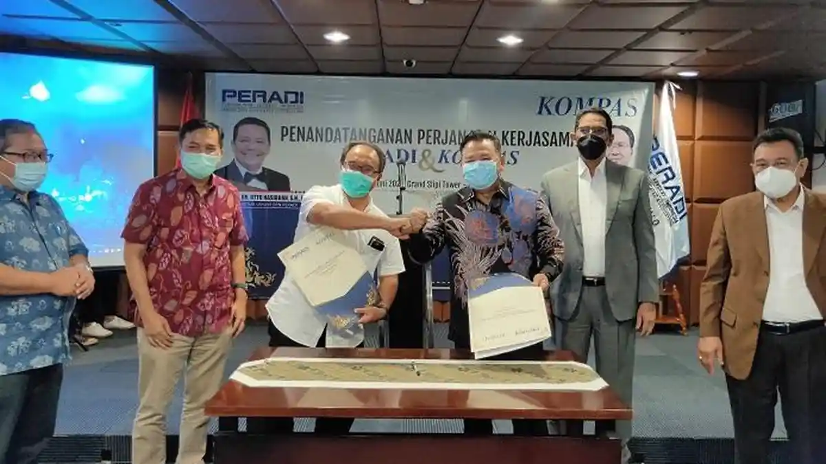 Peradi dan Kompas.id Jalin Kerjasama Bantu Pembaca Konsultasi Masalah Hukum