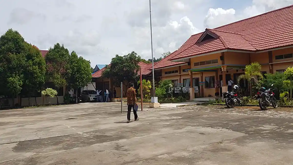 Kepala SMKN 1 Sukadana Kayong Utara Harap Proses Belajar-Mengajar Terlaksana Maksimal